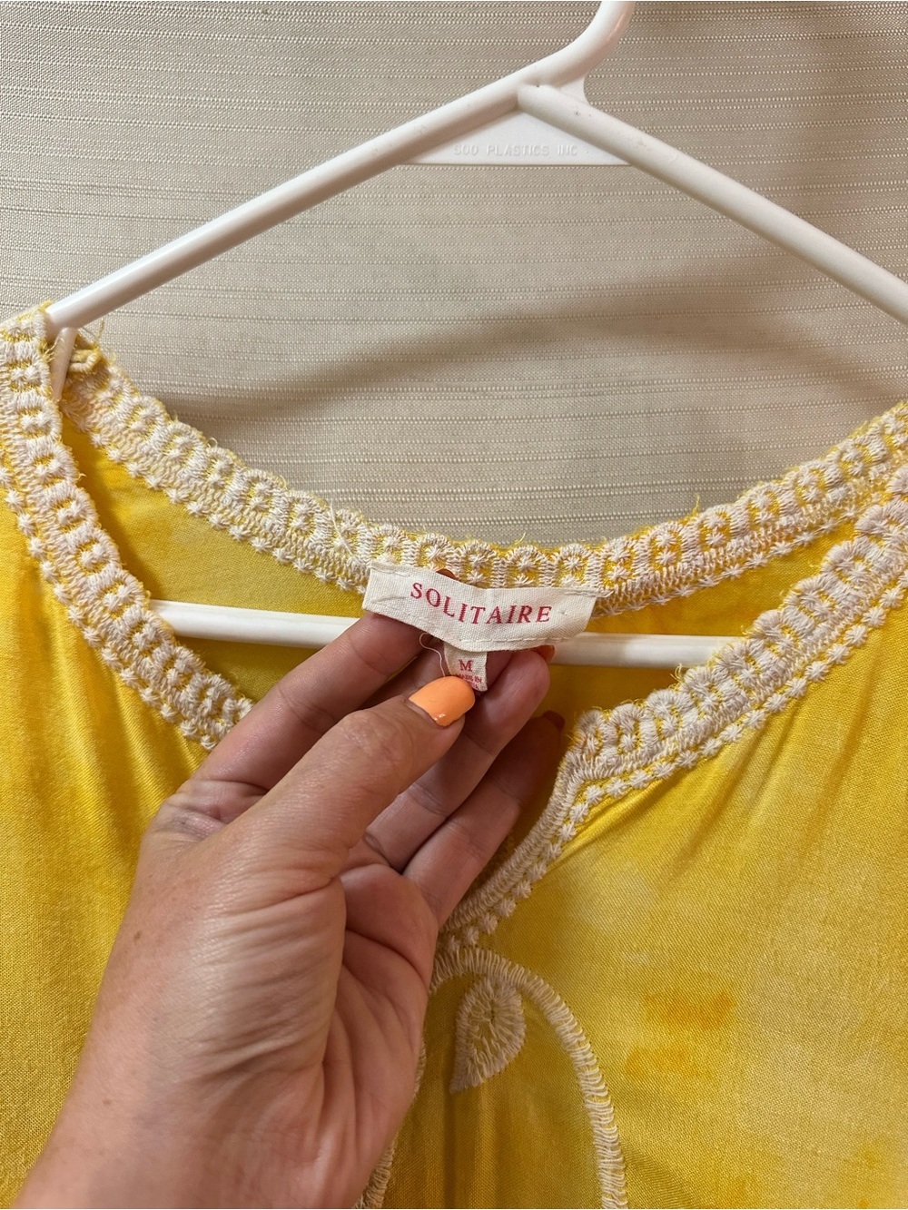 Solitaire Yellow Embroidered Floral Boho Rayon Blouse Cutwork Top Medium - Picture 3 of 9